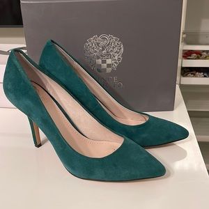 Vince Camuto Green Suede Heels Sz 9M